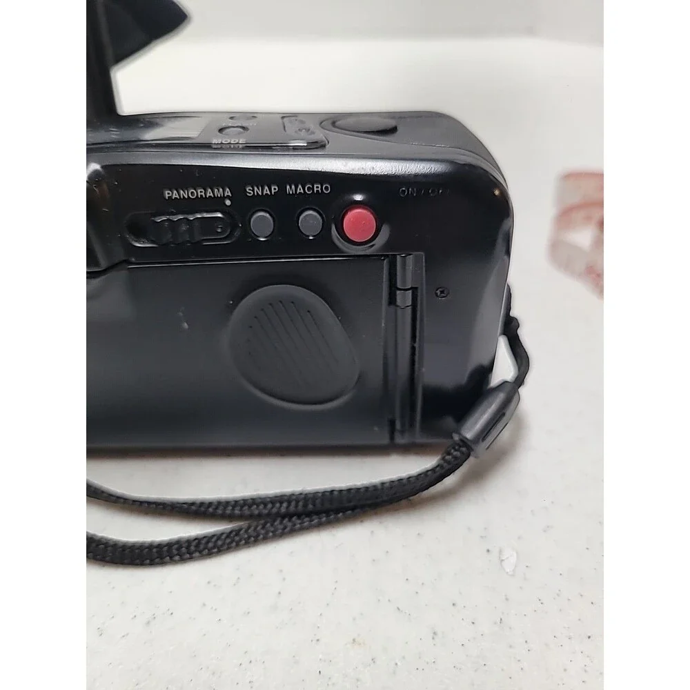 Samsung Panorama Slim Zoom 1150 35 mm Point & Shoot Camera W/ Bag Untested